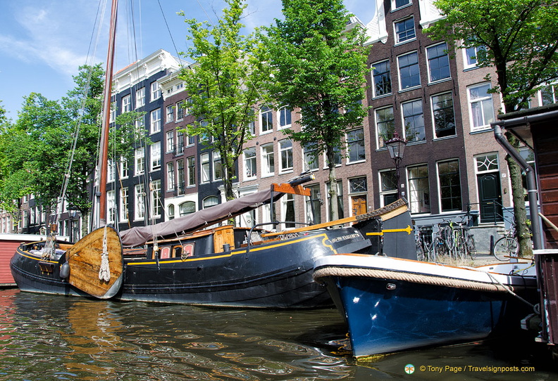 amsterdam-canal-cruise_AJP1595.jpg